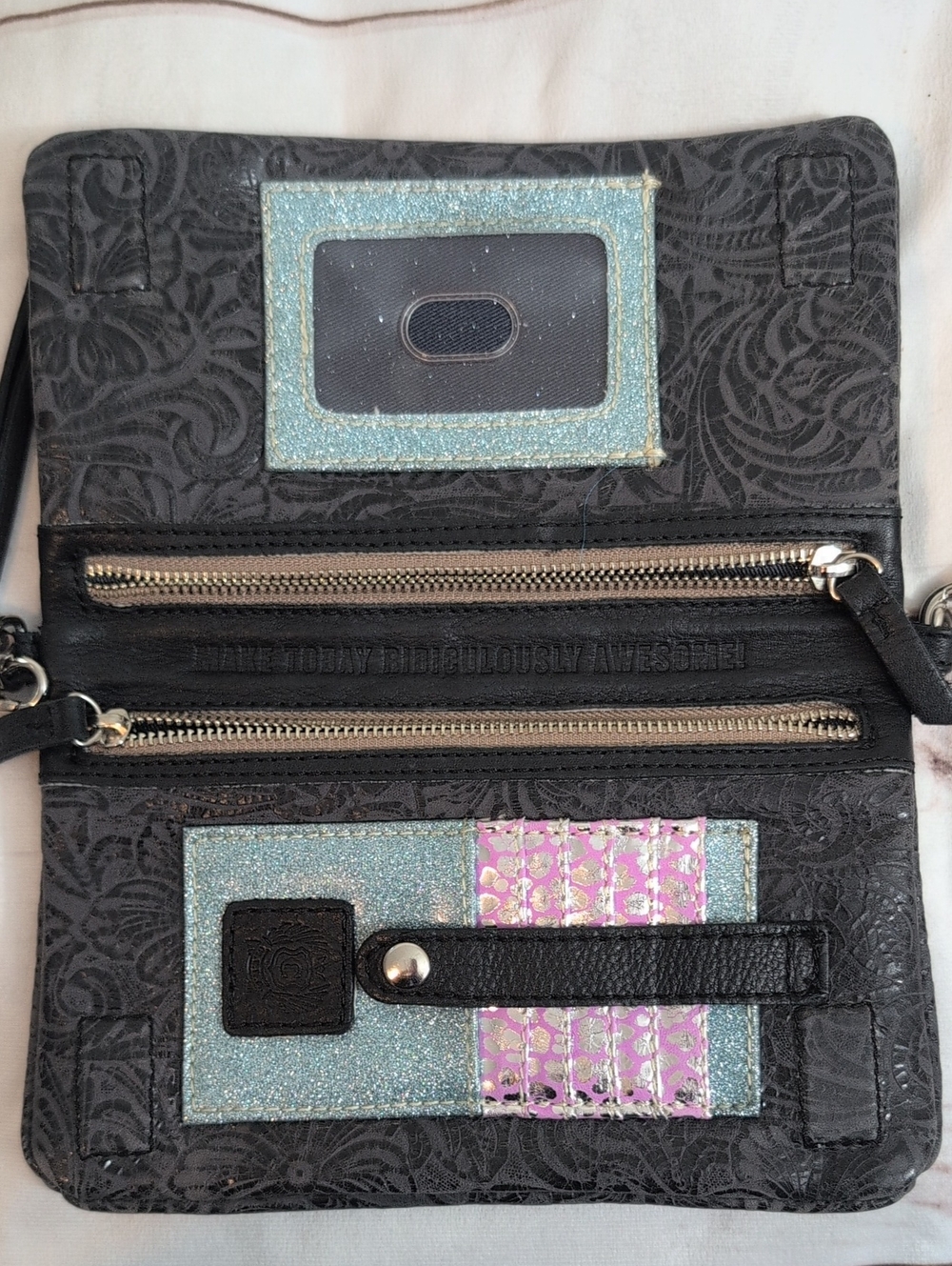 Consuela Women's Steely Uptown Leather Crossbody Bag Black And Sparkly - Picture 6 of 12